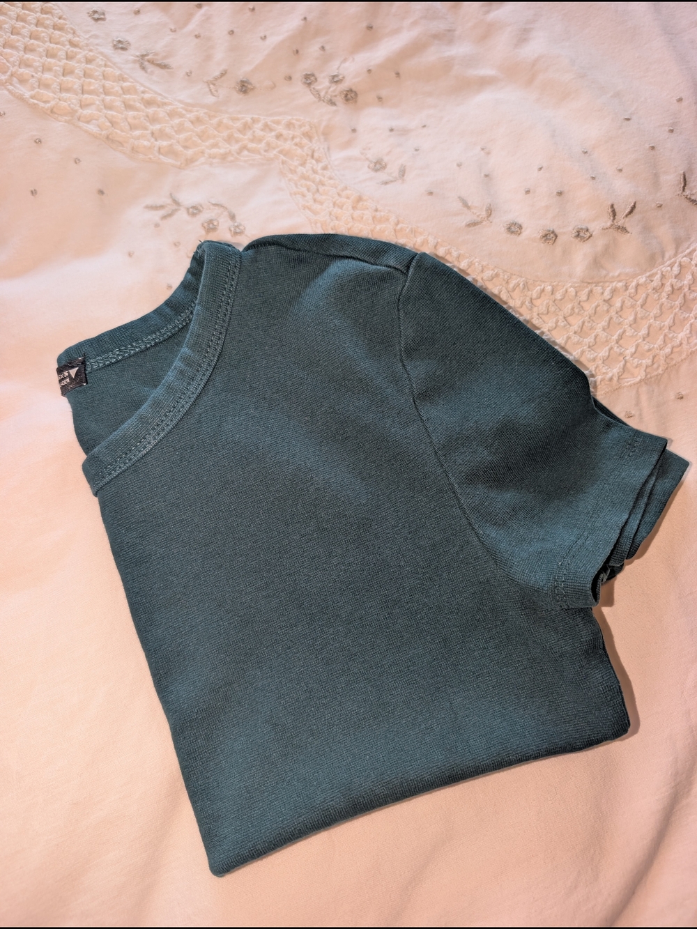 2/15$ 💓 Zara Teal Crewneck T-Shirt Crop
